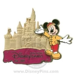 Disney Gold Card Pin - Golden Castles - Hong Kong Disneyland