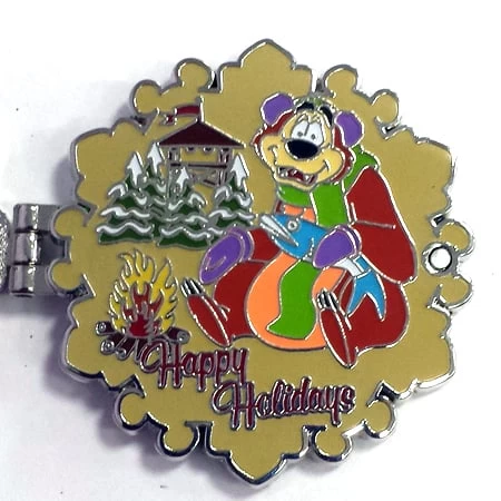 Disney Resort Holidays Pin - 2014 Fort Wilderness Resort - Humphrey - Image 2