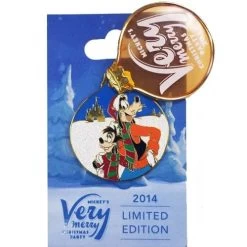Disney Very Merry Christmas Party Pin - 2014 - Goofy & His Son Max