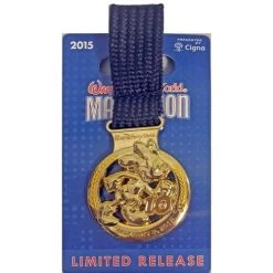 Disney Marathon Pin - WDW Marathon Weekend Minnie 10K Medal - 2015