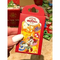 Disney Mystery Pin Box - Mickey's Very Merry Christmas Party - Character Sugar Cookies